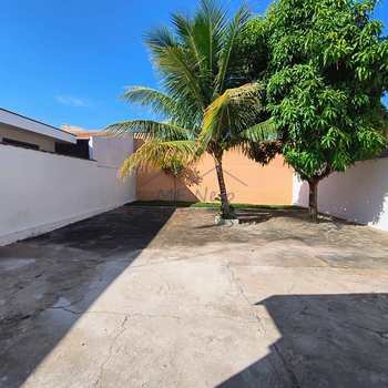 Casa em Pirassununga, bairro Jardim Eldorado