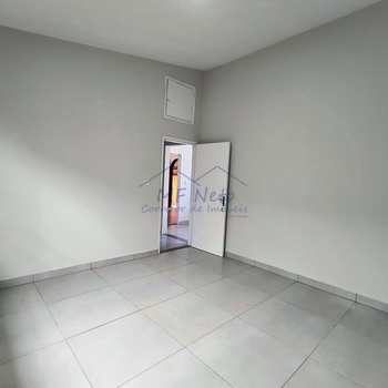 Casa em Pirassununga, bairro Jardim Eldorado