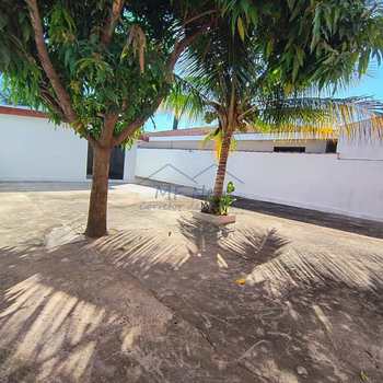 Casa em Pirassununga, bairro Jardim Eldorado