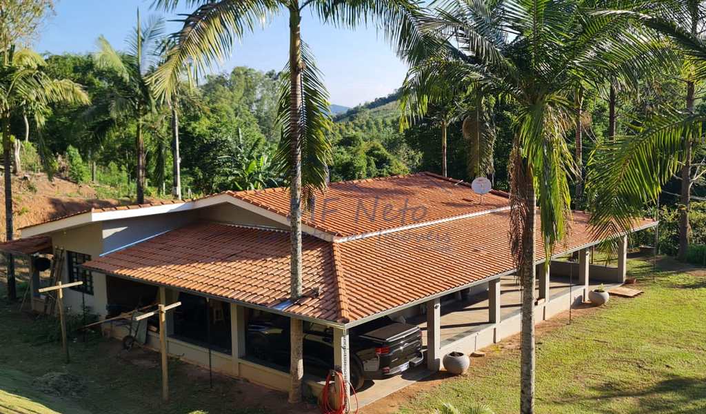 Sítio em Juruaia, bairro Sitio Beija-Flor