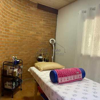 Casa em Pirassununga, bairro Jardim Rosim