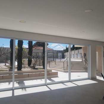 Apartamento em Pirassununga, bairro Edifício Maison Royale