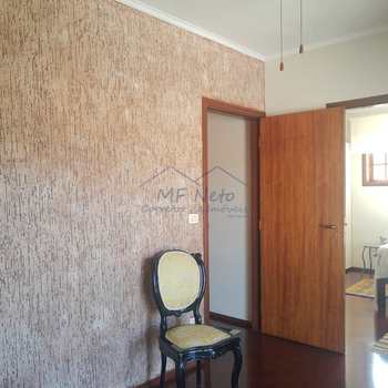 Sobrado em Pirassununga, bairro Jardim Limoeiro