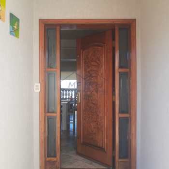 Sobrado em Pirassununga, bairro Jardim Limoeiro