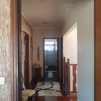 Sobrado em Pirassununga, bairro Jardim Limoeiro