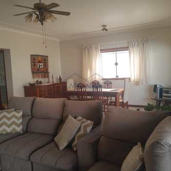 Sobrado em Pirassununga, bairro Jardim Limoeiro