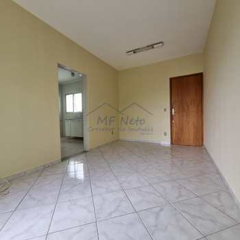 Apartamento em Pirassununga, bairro Residencial Suzana