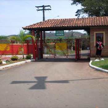 Terreno de Condomínio em Pirassununga, bairro Vertentes do Mamonal