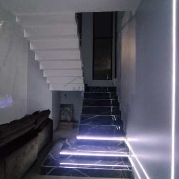 Casa em Pirassununga, bairro Jardim São João