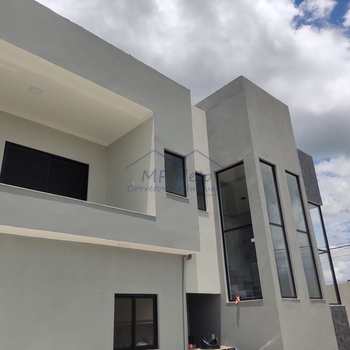 Casa em Pirassununga, bairro Jardim São João