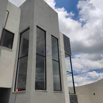 Casa em Pirassununga, bairro Jardim São João