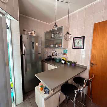 Apartamento em Pirassununga, bairro Rosário