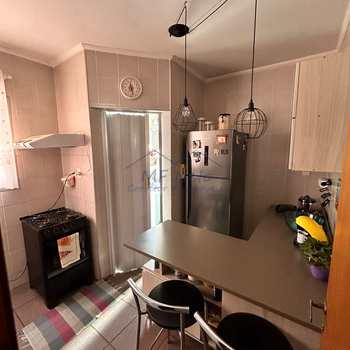 Apartamento em Pirassununga, bairro Rosário