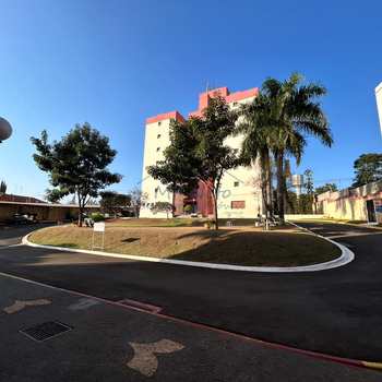 Apartamento em Pirassununga, bairro Rosário