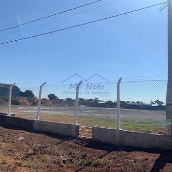 Área Comercial em Pirassununga, bairro Vila Nova