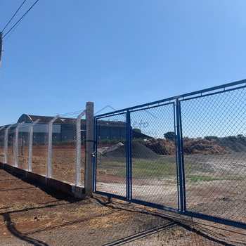 Área Comercial em Pirassununga, bairro Vila Nova