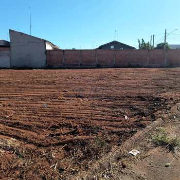 Terreno Comercial em Pirassununga, bairro Jardim Milenium