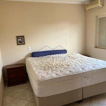 Casa em Pirassununga, bairro Cidade Jardim