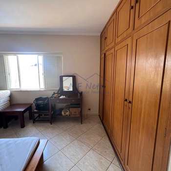 Casa em Pirassununga, bairro Cidade Jardim