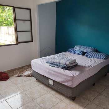Casa em Pirassununga, bairro Vila Esperança