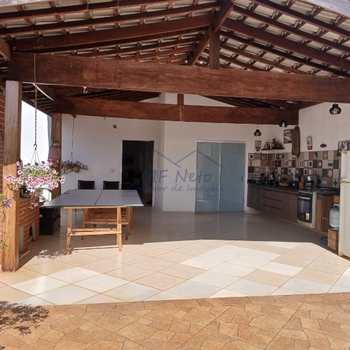 Casa em Santa Cruz da Conceição, bairro São João