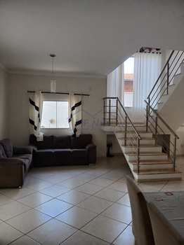 Casa, código 10133555 em Santa Cruz da Conceição, bairro São João