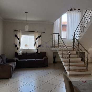 Casa em Santa Cruz da Conceição, bairro São João