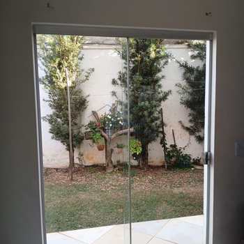 Casa em Santa Cruz da Conceição, bairro São João