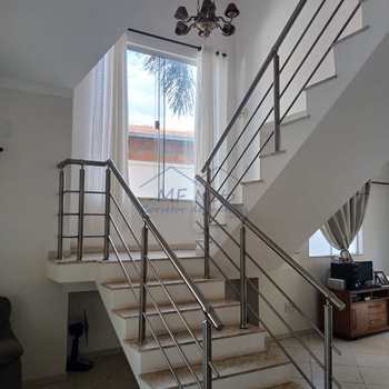 Casa em Santa Cruz da Conceição, bairro São João
