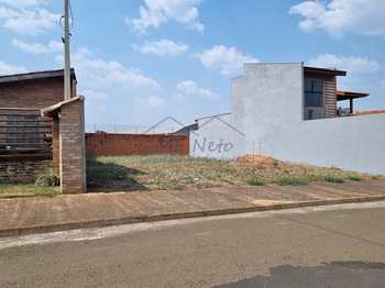 Terreno, código 10133558 em Pirassununga, bairro Jardim Terras de San José