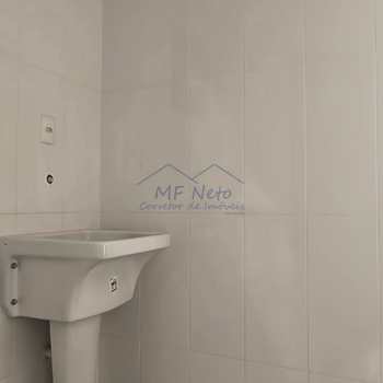 Apartamento em Pirassununga, bairro Residencial Star Vann Ess