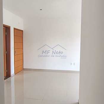 Apartamento em Pirassununga, bairro Residencial Star Vann Ess