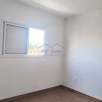 Apartamento em Pirassununga, bairro Residencial Star Vann Ess