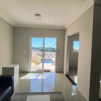 Apartamento em Pirassununga, bairro Residencial Star Vann Ess