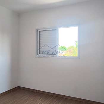 Apartamento em Pirassununga, bairro Residencial Star Vann Ess