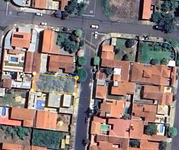 Terreno, código 10133572 em Pirassununga, bairro Parque dos Eucaliptos