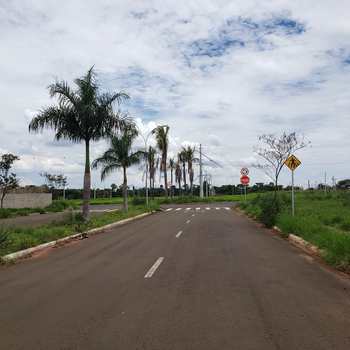 Terreno em Pirassununga, bairro Terramérica