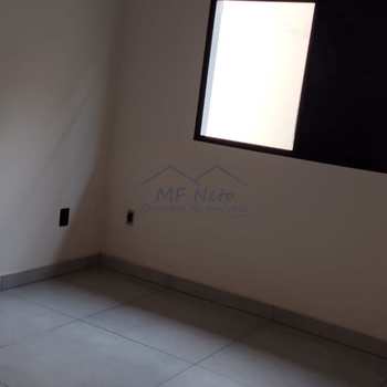Casa em Pirassununga, bairro Jardim São João