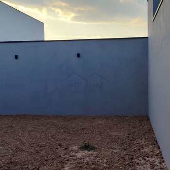 Casa em Pirassununga, bairro Jardim São João