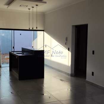 Casa em Pirassununga, bairro Jardim São João