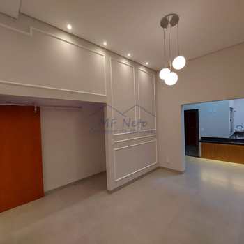 Casa em Pirassununga, bairro Vila Braz
