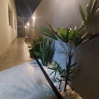 Casa em Pirassununga, bairro Vila Braz