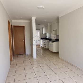Apartamento em Pirassununga, bairro Residencial Ville Liberta