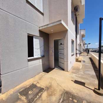 Apartamento em Pirassununga, bairro Residencial Ville Liberta