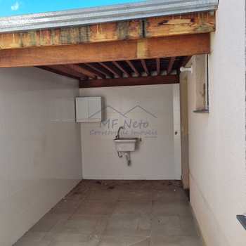 Apartamento em Pirassununga, bairro Residencial Ville Liberta