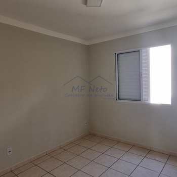 Apartamento em Pirassununga, bairro Residencial Ville Liberta