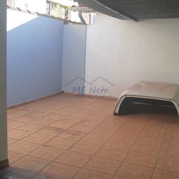 Casa Comercial em Pirassununga, bairro Jardim Eldorado