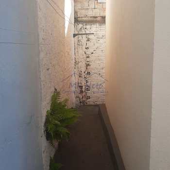 Casa Comercial em Pirassununga, bairro Jardim Eldorado