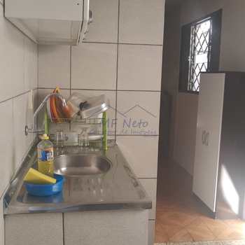 Casa Comercial em Pirassununga, bairro Jardim Eldorado