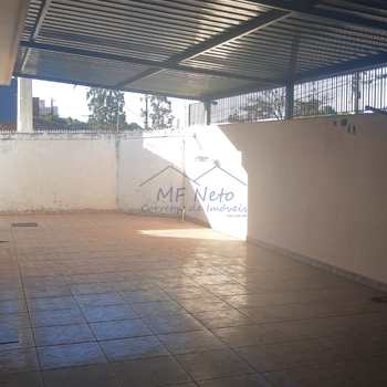 Casa Comercial em Pirassununga, bairro Jardim Eldorado